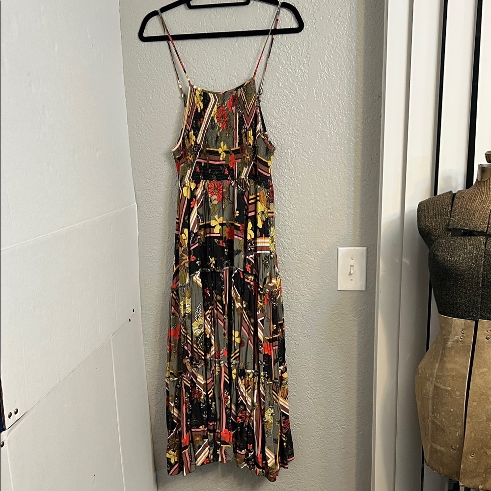 ABEL THE LABEL SMOCKED HALTER TIERED FLORAL MAXI DRESS SIZE LARGE - Picture 2 of 16